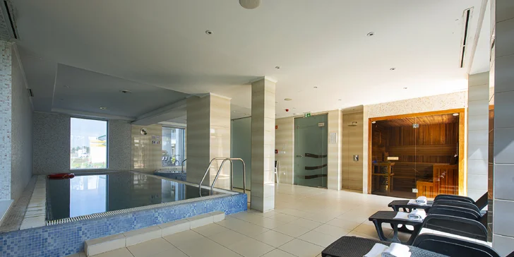 4* hotel v Maďarsku: snídaně či polopenze, wellness i výhodné nákupy v blízkém outletu