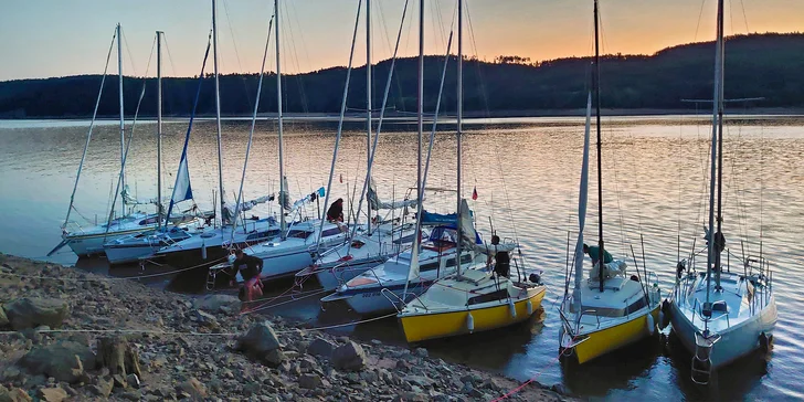 Flotila Lodě Orlík je pestrá, na palubu které jachty vkročíte?