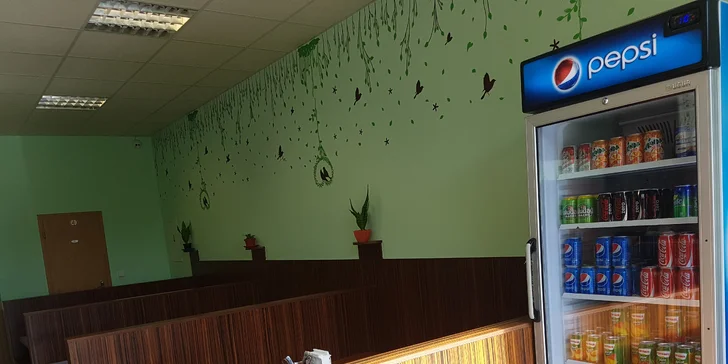 Najde se tu i něco na zapití. 