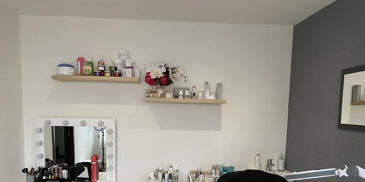 Pravidelná péče vede k hladší, jemnější a zdravější pokožce.