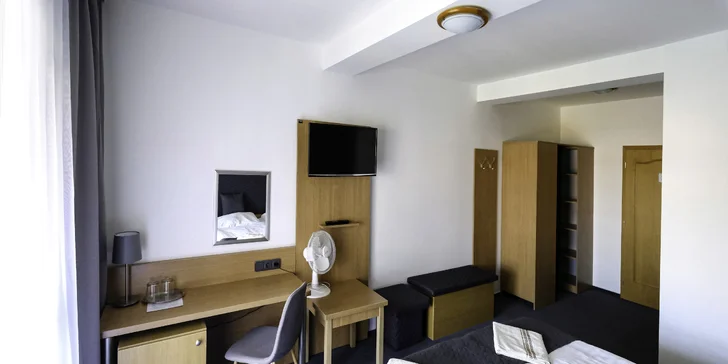 Pokoje jsou prostorné a je možné je rozšířit o přistýlku. 