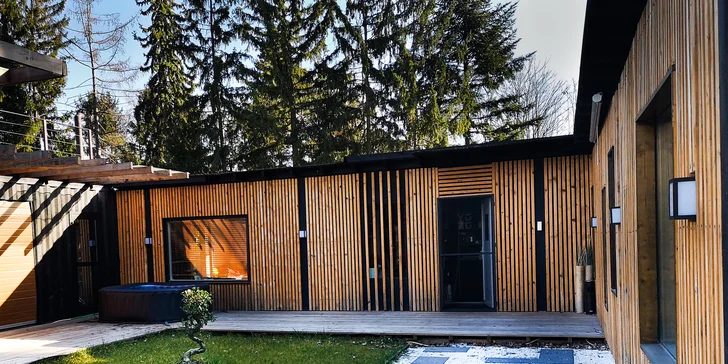Asia Ino Centrum má za sebou už vyše 10 rokov skúseností a neustále pracuje na inováciách. Jazykové kurzy prebiehajú v ich vlastnej budove – v novom, modernom YUZU House so špičkovou technológiou, ale aj vlastným komunitným kultúrnym centrom, ktoré sa venuje zbližovaniu Japonska a Európy prostredníctvom vzdelávania.