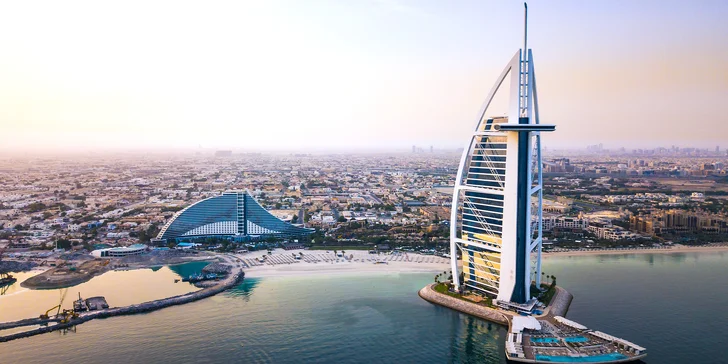Dovolená v Dubaji: hotel v letovisku Al Hamriya, snídaně a zpáteční letenka