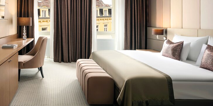 Luxusní butikový hotel v srdci Karlových Varů: 300 m od Vřídelní kolonády, snídaně i hydrojet