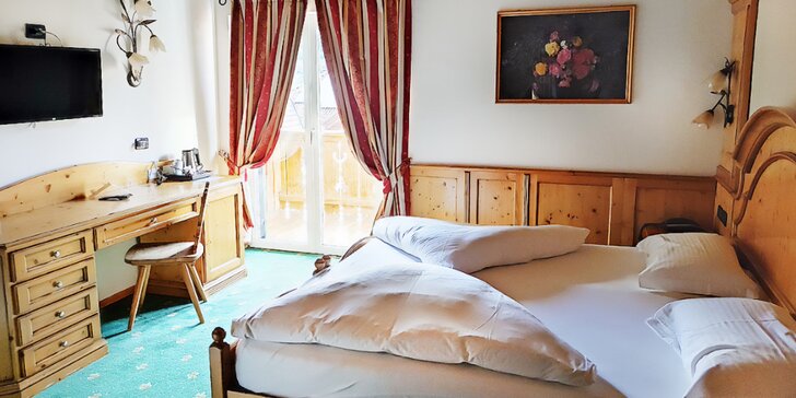 Pobyt v Dolomitech: 3 noci v hotelu s polopenzí a skipas, vlastní doprava