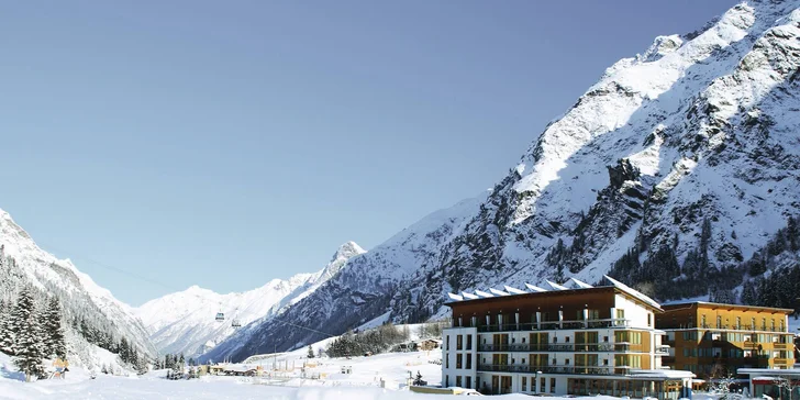 Pitztalský ledovec: hotel v 1700 m n. m. s panoramatickým wellness, polopenze s obědem