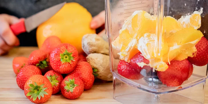 Smoothie dle výběru pro 1 nebo 2 osoby: čerstvé ovoce, matcha, chia i rostlinné mléko
