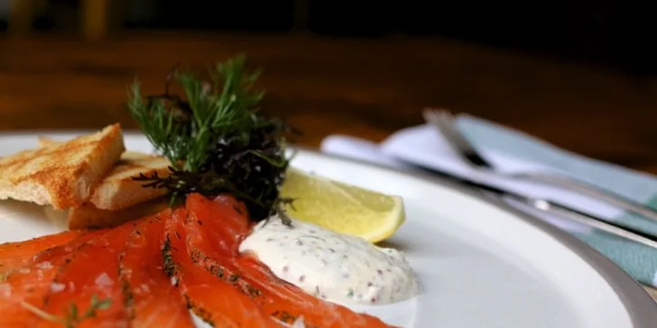 Otevřený voucher na cokoli z nabídky Hotel City City a Loft Restaurant v hodnotě 500–2000 Kč
