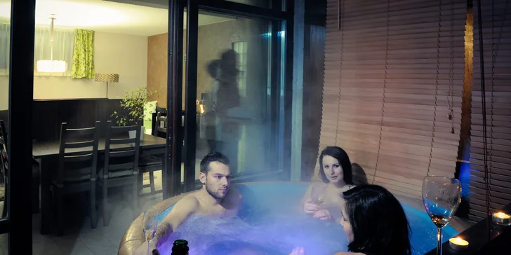 Exkluzivní pobyt na Oravě s neomezenou privátní vířivkou na terase, infrasaunou a biokrbem