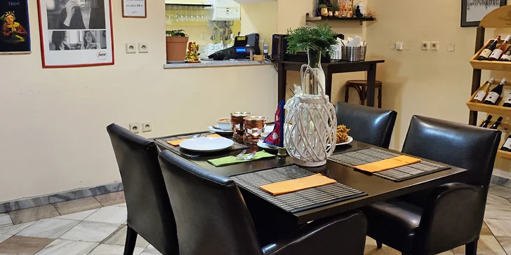 Otevřené vouchery v hodnotě 500-1000 Kč na jídlo z indicko-nepálské restaurace
