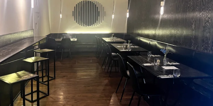 Tříchodové menu pro dva na Letné: polévka, pizza či pasta, cheesecake a sklenka prosecca