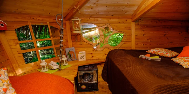 Treehouse na Babím lomě: romantický pobyt uprostřed lesa