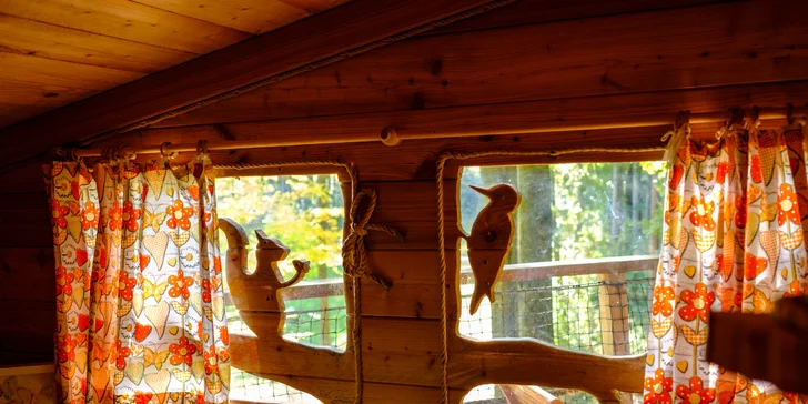 Treehouse na Babím lomě: romantický pobyt uprostřed lesa