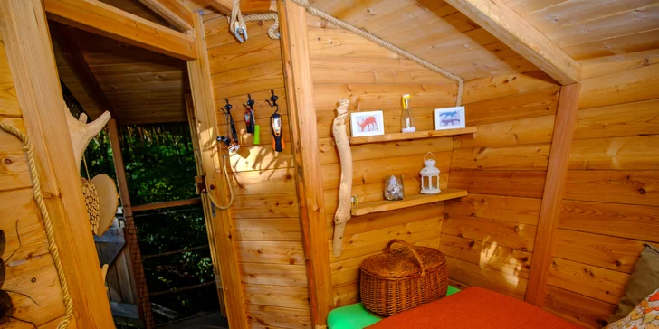 Treehouse na Babím lomě: romantický pobyt uprostřed lesa