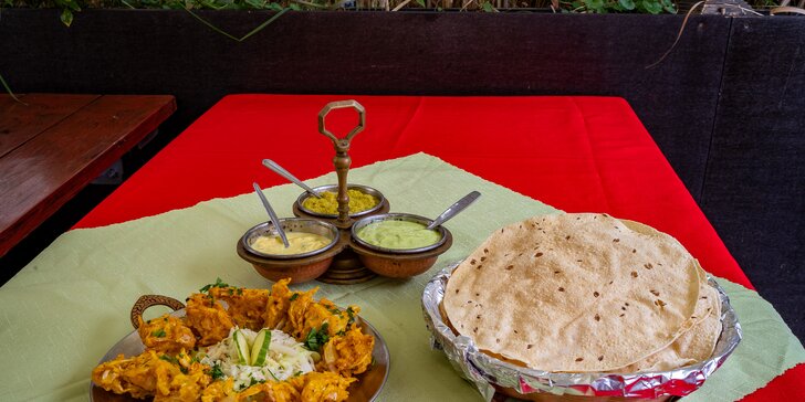 Ochutnejte Nepál: menu pro dvě osoby, předkrm i hlavní jídlo a přílohy dle výběru