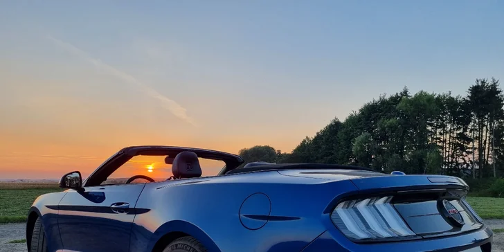 Zážitková jízda s Fordem Mustang California Special 5.0 V8 na 12 až 72 hodin