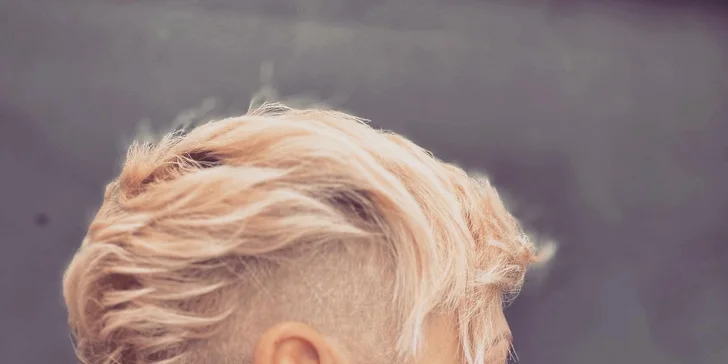 7Barber & Salon: balíčky se střihem, úpravou vousů i pomádou z USA