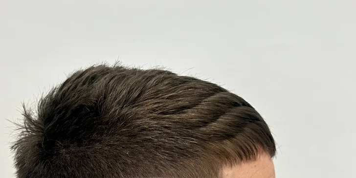 7Barber & Salon: balíčky se střihem, úpravou vousů i pomádou z USA