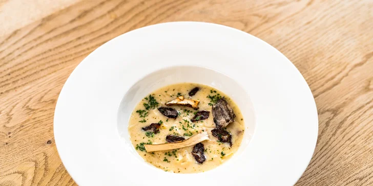 Luxusní 7chodové menu i vinné párování ve zrekonstruované secesní Ville Rosenaw