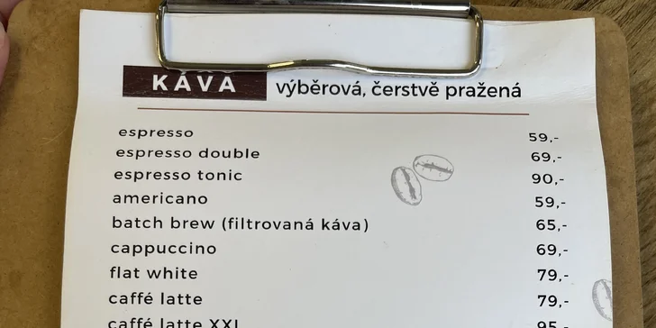 Sladká či slaná palačinka dle výběru a káva, horká čokoláda, limo nebo čaj pro 1-2 osoby