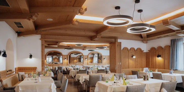 Dovolená v Rakousku: 4* hotel pod sjezdovkou, neomezený wellness, polopenze vč. svačiny, karta plná slev