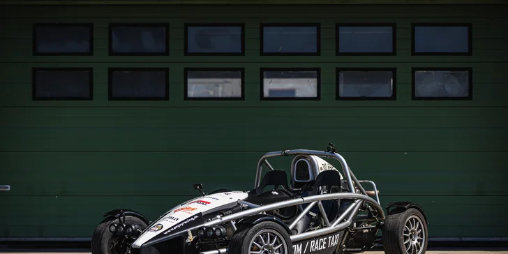 Divoká jízda po Masarykově okruhu v Brně: Ariel atom nebo Formule F4, řízení i spolujízda