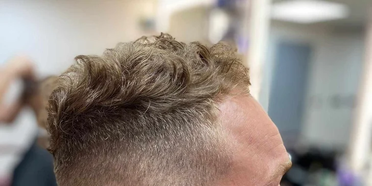 Dámský střih pro krátké i dlouhé vlasy, vlasová kúra Olaplex či balíček pro pány