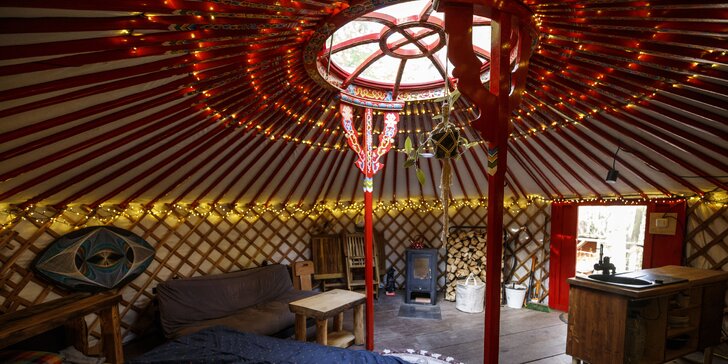 Relax v přírodě: pobyt v jurtě nedaleko Ještědu až pro 5 osob