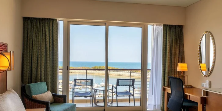 7 nocí v Ománu: 4* hotel Barceló Mussanah Resort u pláže, all inclusive, přímý let a český delegát