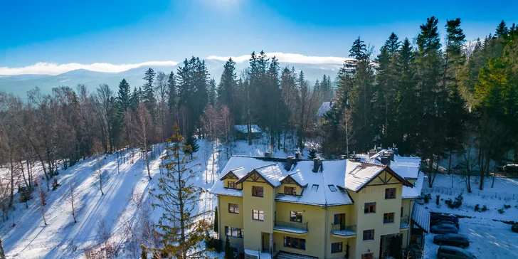 Příjemný relax i horské túry jen kousek za kopečky: pobyt se stravou i wellness ve Sklářské Porebě