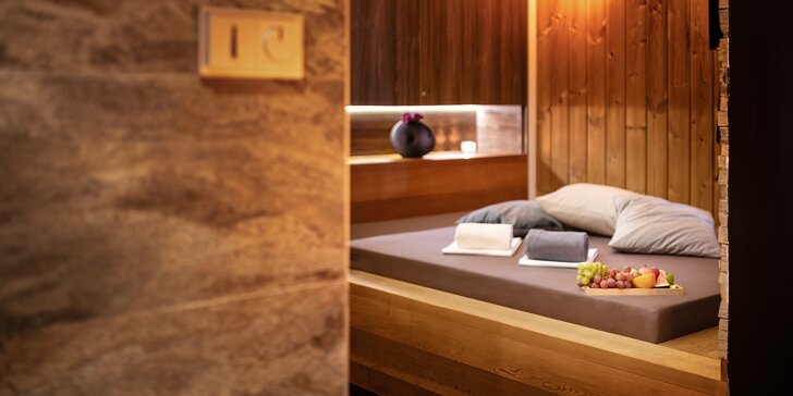 Soukromé spa Klasik pro dva: sauna, vířivka i láhev dle vlastního výběru