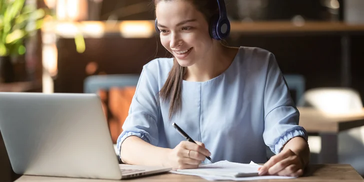 On-line kurz angličtiny: nejtěžší slovíčka, gramatické oříšky či idiomy a frázová slovesa