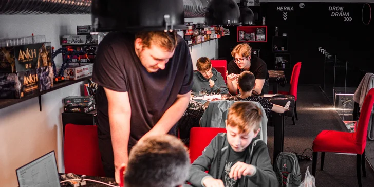 Pájecí workshop pro jednoho i dva šikuly: výroba LED stromku nebo Bluetooth repráčeku