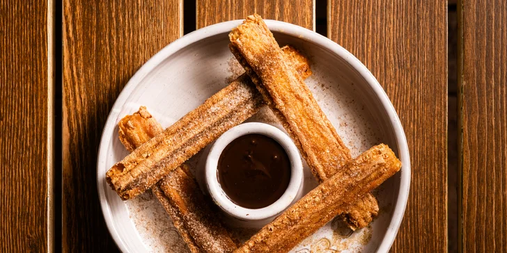 Mexické menu pro dva: fazolová polévka, fajitas a churros