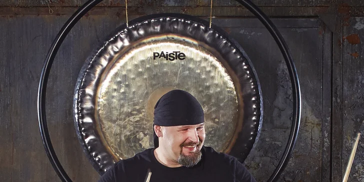 Lekce kreativního bubnování na africké bubny djembe i další nástroje: 2 nebo 4 lekce