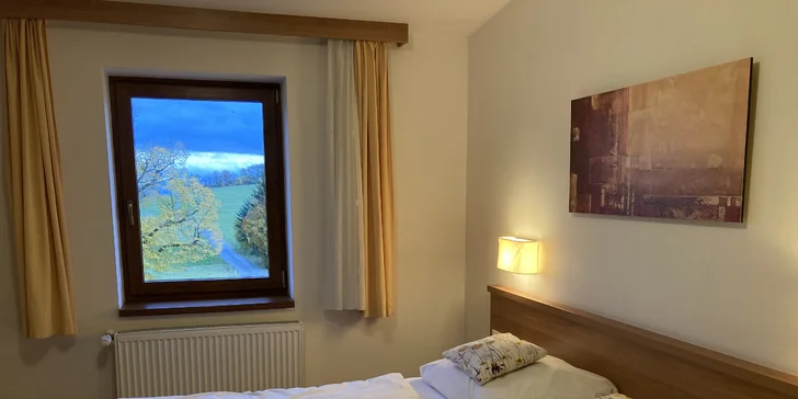 Pobyt s výhledem na krajinu Bílých Karpat: snídaně či polopenze a neomezený wellness