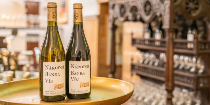 Ochutnávka 10 moravských vín a 240 g tapas v Národní Bance Vín pro 1 osobu
