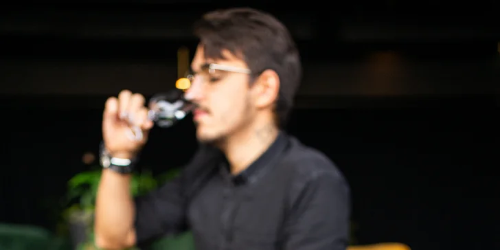 Degustace 8 vzorků destilátu, 2 koktejlů i možnost párování s vodní dýmkou