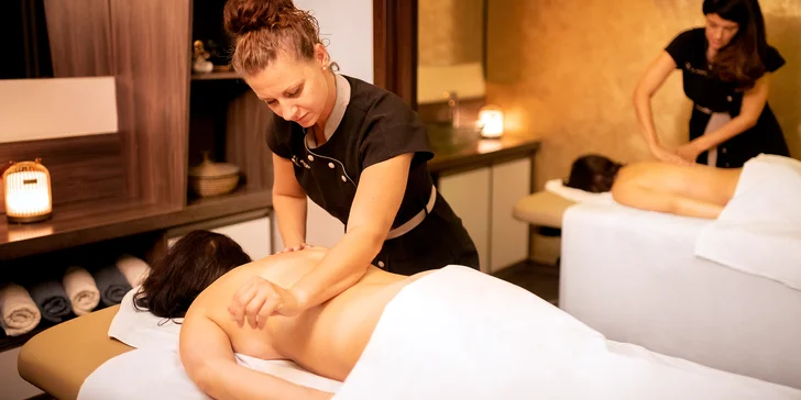 Exotická havajská masáž Lomi Lomi i saunový svět s relaxačním bazénem