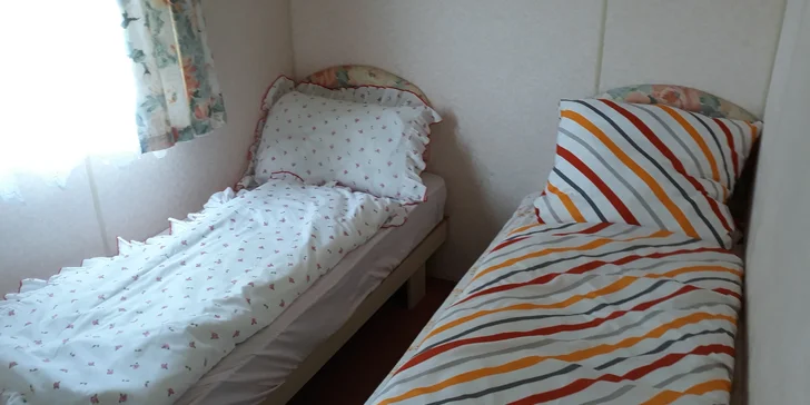 Rodinná pohoda v mobilním domě až pro 4 osoby: pobyt v klidu přírody