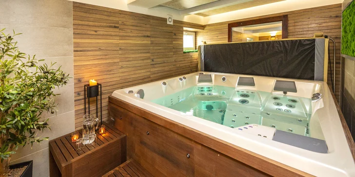 Moderní apartmánový hotel v Havířově: nocleh i privátní relax ve vířivce