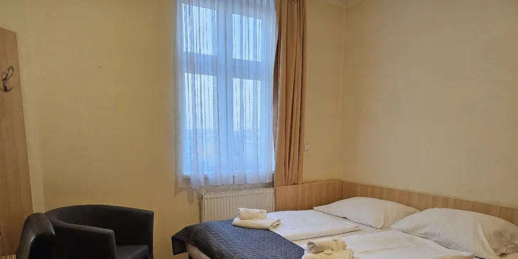 Pobyt v centru Znojma s polopenzí, vínem i slevou do termálních lázní a na zábavu