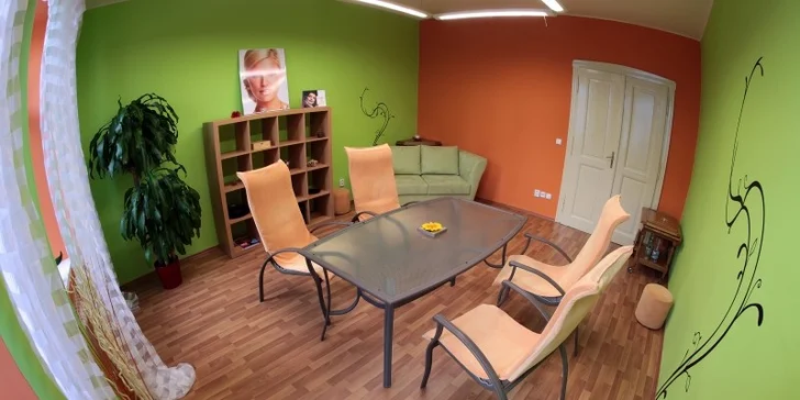 2,5hodinový kurz líčení a péče o pleť  zn. Mary Kay