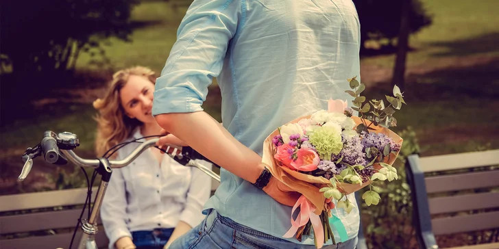 Romantická partnerská, vzdálená nebo žhavá erotická SMS výzva pro pár na 21 dní
