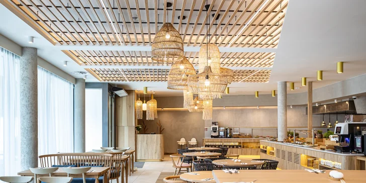 Spa resort u Baltu: snídaně, 5 druhů saun, vyhřáté bazény i jacuzzi, akce 2 děti zdarma