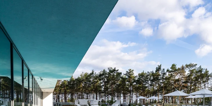 Spa resort u Baltu: snídaně, 5 druhů saun, vyhřáté bazény i jacuzzi, akce 2 děti zdarma