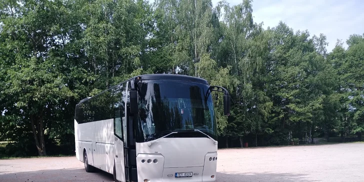 Za sněhem přes hranice: jednodenní lyžování v rakouském Hochfichtu