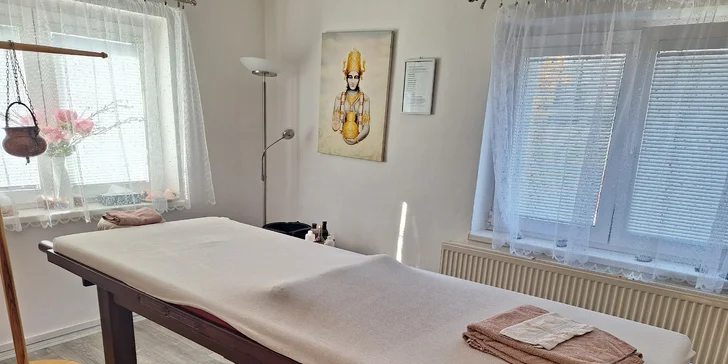 Otevřené vouchery na procedury v masážním salonu Ramiza: masáž bylinkovými měšci i masáž hlavy