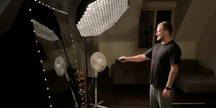 Vyfoťte se sami: 60 min. focení a nekonečně snímků v inovativním ateliéru Magic Mirror