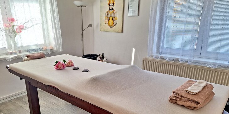 Otevřené vouchery na procedury v masážním salonu Ramiza: masáž bylinkovými měšci i masáž hlavy